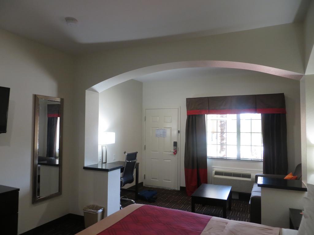 Econo Lodge Inn & Suites Houston Nw-Cy-Fair Jersey Village Exterior photo