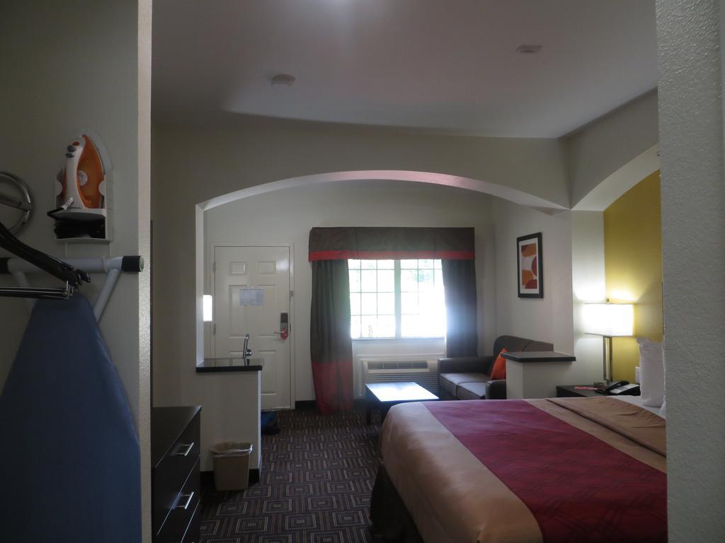 Econo Lodge Inn & Suites Houston Nw-Cy-Fair Jersey Village Exterior photo